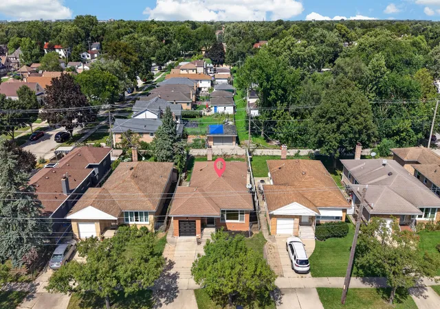 Photo 2 of Single family home for sale at 7748 W Oakton St, Niles, IL 60714 | MLS# 12752700 | Listing updated on 2026-09-17