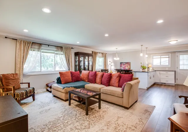 Photo 3 of Single family home for sale at 412 Nassau Ave, Bolingbrook, IL 60440 | MLS# 12752736 | Listing updated on 2026-10-04