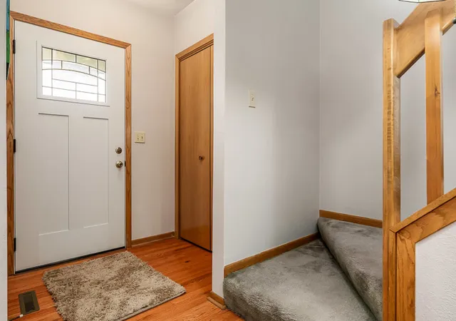 Photo 3 of Single family home for sale at 4996 Zenith Pkwy, Machesney Park, IL 61115 | MLS# 12752738 | Listing updated on 2026-09-23