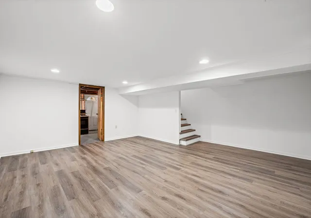 Photo 4 of Townhouse for sale at 9543 Sumac Rd #G, Des Plaines, IL 60016 | MLS# 12752757 | Listing updated on 2026-09-23