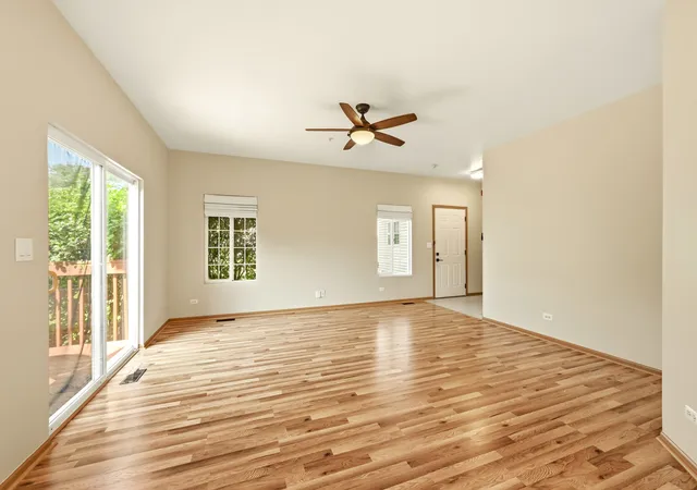 Photo 3 of Townhouse for sale at 2051 Village View Dr, Yorkville, IL 60560 | MLS# 12752759 | Listing updated on 2026-09-13