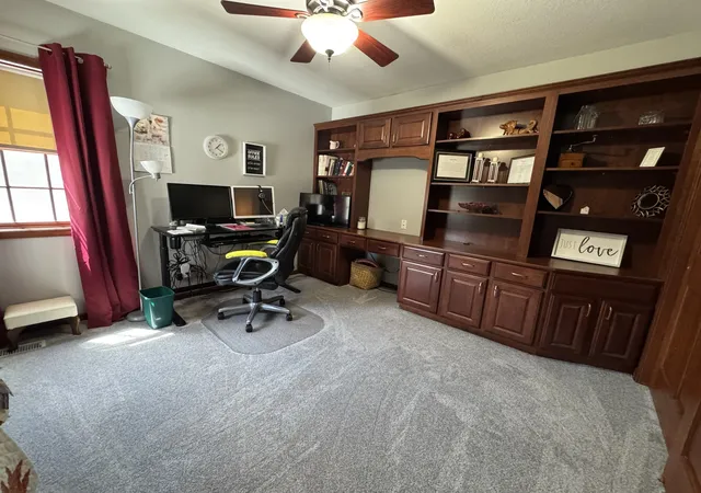 Photo 27 of Single family home for sale at 1404 Silverthorne Dr, Quincy, IL 62305 | MLS# 12752773 | Listing updated on 2026-10-06