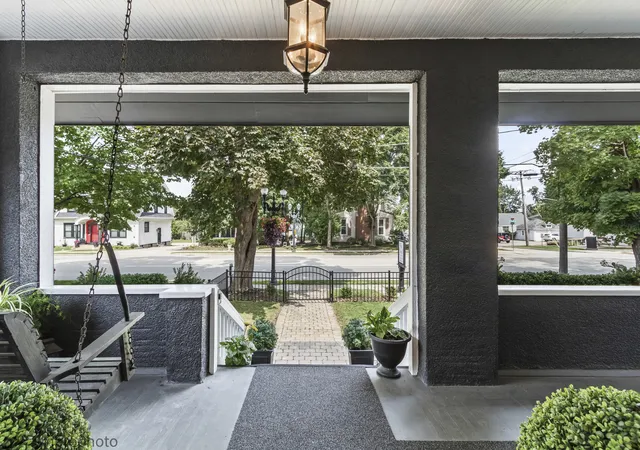 Photo 3 of Single family home for sale at 329 W Main St, Barrington, IL 60010 | MLS# 12752777 | Listing updated on 2026-09-15