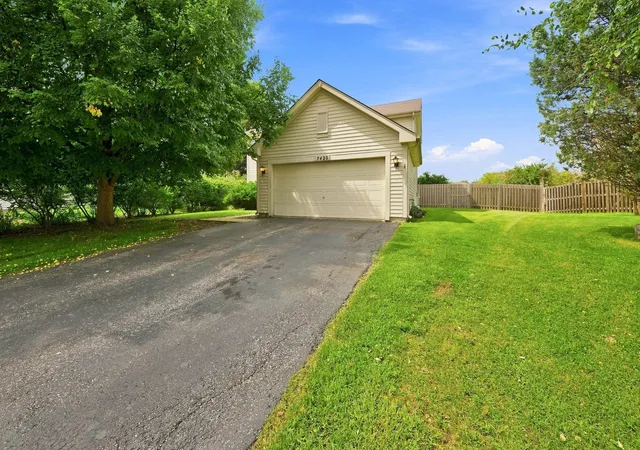 Photo 2 of Single family home for sale at 2420 Sisters Ct, Naperville, IL 60564 | MLS# 12752785 | Listing updated on 2026-09-12
