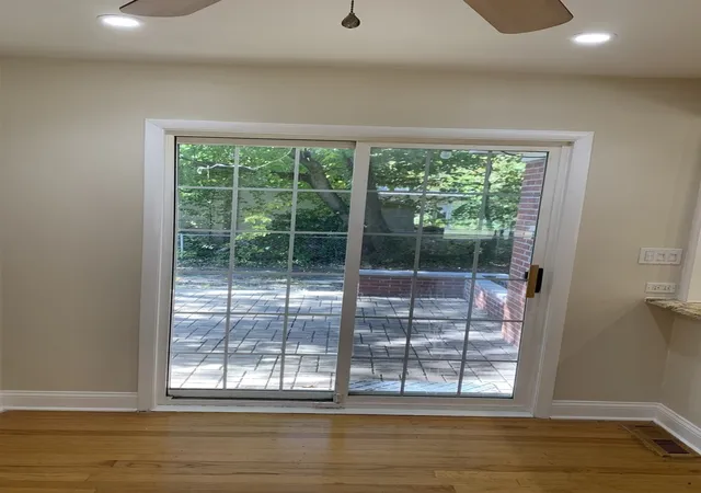 Photo 4 of Single family home for sale at 400 Wesley Ave, Evanston, IL 60202 | MLS# 12752792 | Listing updated on 2026-10-31