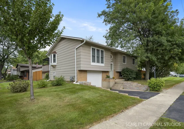 Photo 2 of Single family home for sale at 1102 Walnut Ave, Hanover Park, IL 60133 | MLS# 12752799 | Listing updated on 2026-09-16