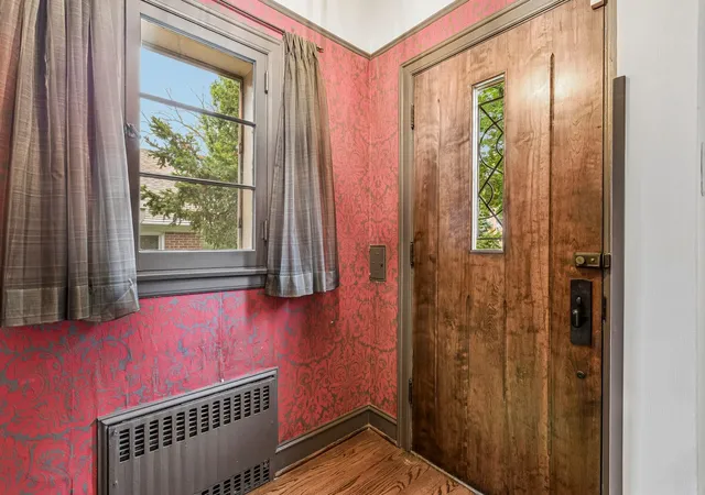 Photo 2 of Single family home for sale at 1225 N Grove Ave, Oak Park, IL 60302 | MLS# 12752834 | Listing updated on 2026-09-30