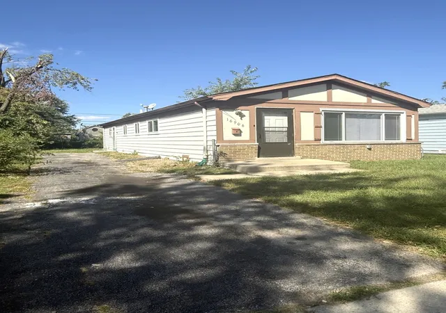 Photo 1 of Single family home for sale at 16906 Orchard Ridge Ave, Hazel Crest, IL 60429 | MLS# 12752848 | Listing updated on 2026-10-03