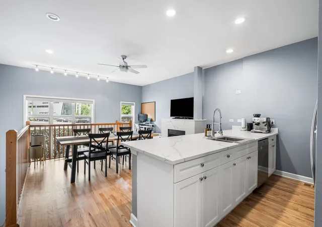 Photo 3 of Condo for sale at 1911 S State St #1, Chicago, IL 60616 | MLS# 12752879 | Listing updated on 2026-09-22