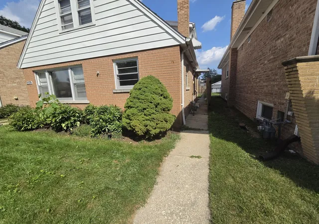 Single family home for sale at 2339 Northgate Ave, North Riverside, IL 60546 | MLS# 12752904