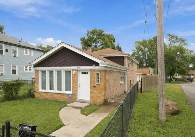 Photo 3 of Single family home for sale at 14637 Vincennes Rd, Harvey, IL 60426 | MLS# 12752913 | Listing updated on 2026-09-22