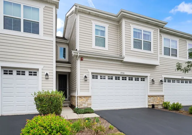 Photo 1 of Townhouse for sale at 3723 Provenance Way, Northbrook, IL 60062 | MLS# 12752916 | Listing updated on 2026-09-26