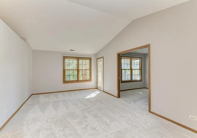 Photo 3 of Townhouse for sale at 216 Stoneybrook Ln #2D, Bloomingdale, IL 60108 | MLS# 12752924 | Listing updated on 2026-10-21