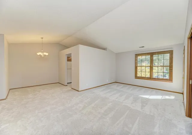 Photo 4 of Townhouse for sale at 216 Stoneybrook Ln #2D, Bloomingdale, IL 60108 | MLS# 12752924 | Listing updated on 2026-10-21
