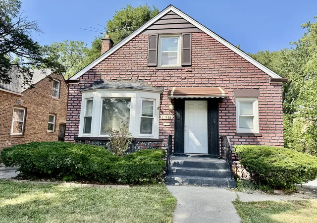 Photo 1 of Single family home for sale at 10538 S Aberdeen St, Chicago, IL 60643 | MLS# 12752950 | Listing updated on 2026-10-08