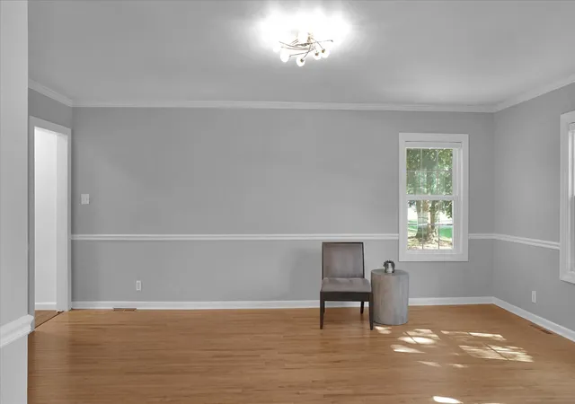 Photo 4 of Single family home for sale at 2604 Berniece Dr, Champaign, IL 61822 | MLS# 12752955 | Listing updated on 2026-10-22