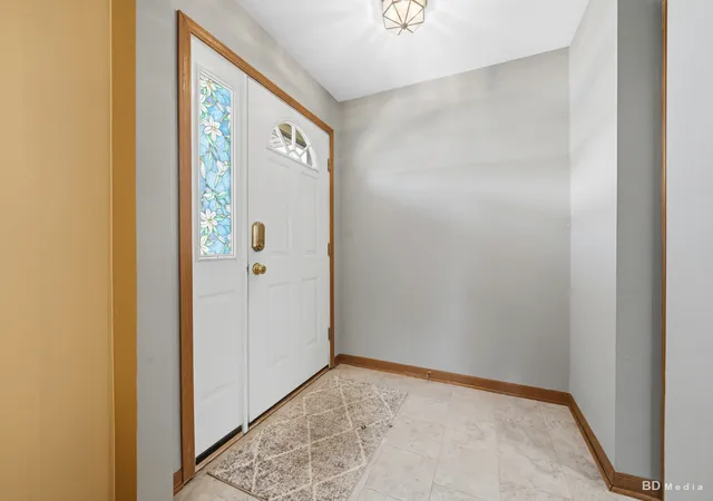 Photo 3 of Single family home for sale at 10325 S Whipple St, Chicago, IL 60655 | MLS# 12752961 | Listing updated on 2026-09-17