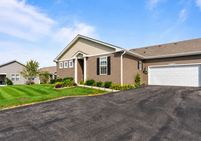 Photo 29 of Townhouse for sale at 6328 Maple Glen Dr, Wonder Lake, IL 60097 | MLS# 12752965 | Listing updated on 2026-09-13