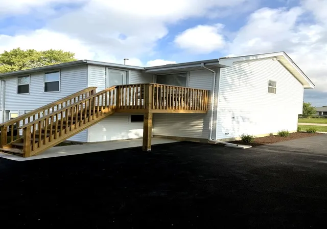 Photo 2 of Single family home for sale at 3406 Regan Rd, Joliet, IL 60431 | MLS# 12752968 | Listing updated on 2026-09-19