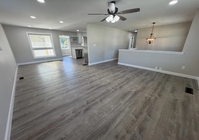 Photo 3 of Single family home for sale at 3406 Regan Rd, Joliet, IL 60431 | MLS# 12752968 | Listing updated on 2026-10-08