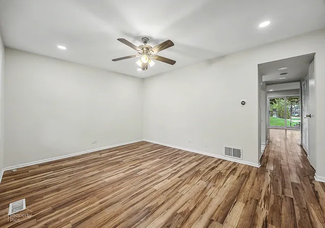 Photo 3 of Townhouse for sale at 2102 Stanley Ct, Schaumburg, IL 60194 | MLS# 12752976 | Listing updated on 2026-09-19
