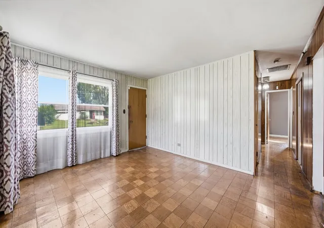 Photo 2 of Single family home for sale at 3041 Sherwood Ave, Markham, IL 60428 | MLS# 12752977 | Listing updated on 2026-09-13
