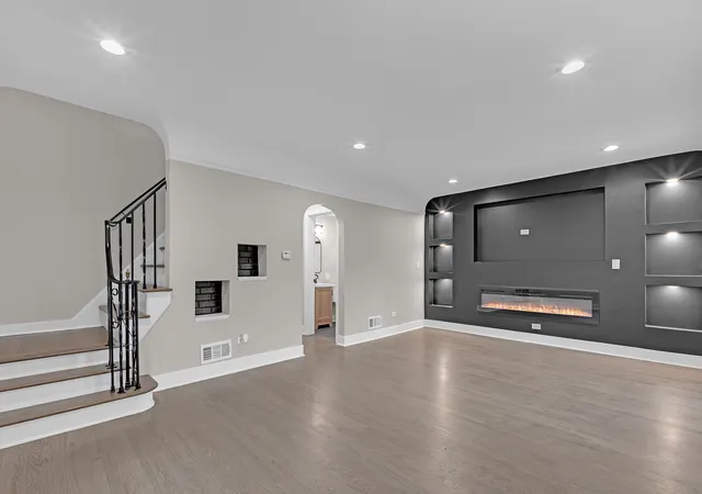 Photo 4 of Single family home for sale at 2231 N 73rd Avenue, Elmwood Park, IL 60707 | MLS# 12753001 | Listing updated on 2026-09-13