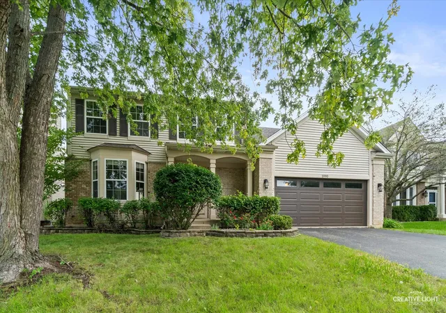 Photo 1 of Single family home for sale at 1990 Summerlin Dr, Aurora, IL 60503 | MLS# 12753010 | Listing updated on 2026-09-30