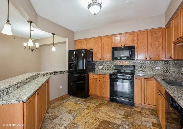 Photo 3 of Condo for sale at 2240 S Grace St #404, Lombard, IL 60148 | MLS# 12753012 | Listing updated on 2026-09-13
