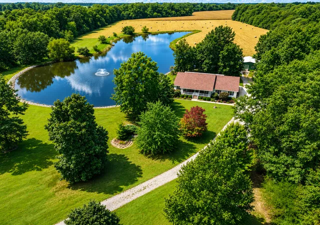 Photo 100 of Single family home for sale at 7507 Krutsinger Rd, Kinmundy, IL 62854 | MLS# 12753025 | Listing updated on 2026-09-13