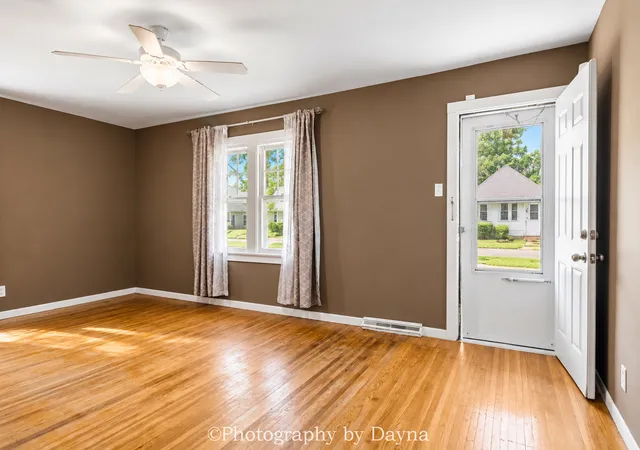 Photo 3 of Single family home for sale at 1536 S 6th Avenue, Kankakee, IL 60901 | MLS# 12753033 | Listing updated on 2026-09-19