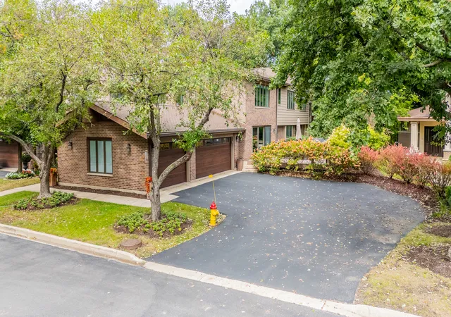 Photo 50 of Condo for sale at 1441 Fox Ln #10F, Hinsdale, IL 60521 | MLS# 12753058 | Listing updated on 2026-10-01
