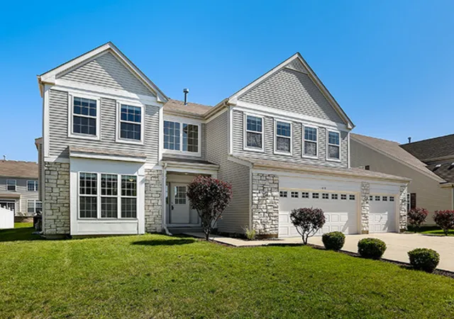 Photo 1 of Single family home for sale at 1612 Woodland Ln, Bolingbrook, IL 60490 | MLS# 12753066 | Listing updated on 2026-09-16