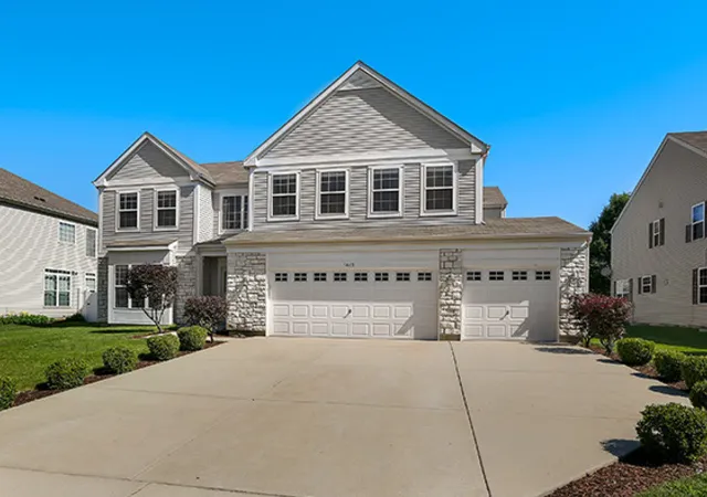 Photo 2 of Single family home for sale at 1612 Woodland Ln, Bolingbrook, IL 60490 | MLS# 12753066 | Listing updated on 2026-09-16