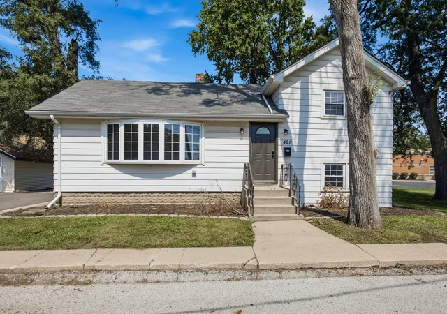 Photo 1 of Sale Pending at 428 E 156th Place, South Holland, IL 60473 | MLS# 12753080 | Listing updated on 2026-09-22