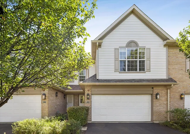 Photo 1 of Townhouse for sale at 2008 Ivy Ridge Dr #2008, Hoffman Estates, IL 60192 | MLS# 12753087 | Listing updated on 2026-09-19