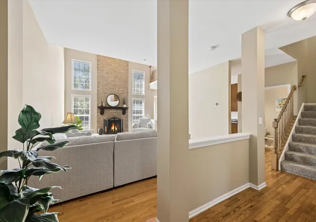Photo 3 of Townhouse for sale at 2008 Ivy Ridge Dr #2008, Hoffman Estates, IL 60192 | MLS# 12753087 | Listing updated on 2026-09-19