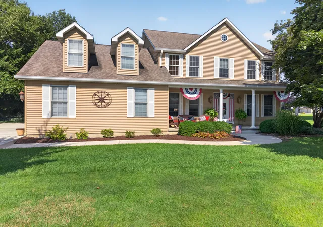 Photo 1 of Single family home for sale at 202 S Division St, Mark, IL 61340 | MLS# 12753091 | Listing updated on 2026-09-13