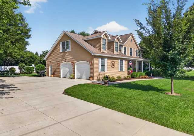 Photo 3 of Sale Pending at 202 S Division St, Mark, IL 61340 | MLS# 12753091 | Listing updated on 2026-09-30