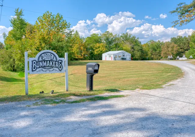 Photo 2 of Single family home for sale at 8193 Old Hwy 13, Murphysboro, IL 62966 | MLS# 12753116 | Listing updated on 2026-09-15