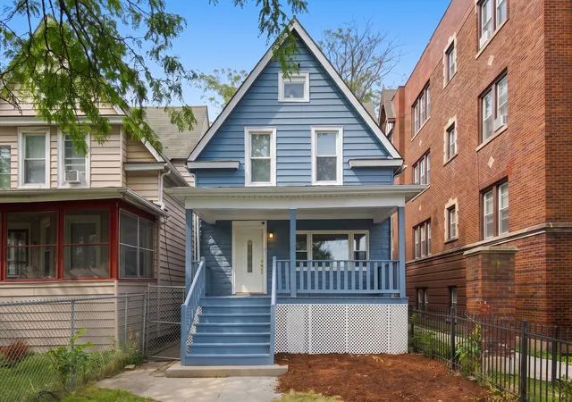 Photo 2 of Single family home for sale at 122 N Long Ave, Chicago, IL 60644 | MLS# 12753118 | Listing updated on 2026-09-14