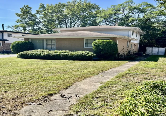 Photo 2 of Sale Pending at 18120 Rockwell Ave, Homewood, IL 60430 | MLS# 12753119 | Listing updated on 2026-09-12