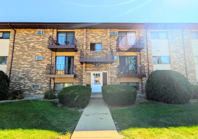 Photo 1 of Condo for sale at 1243 Brown St #2G, Des Plaines, IL 60016 | MLS# 12753133 | Listing updated on 2026-09-14
