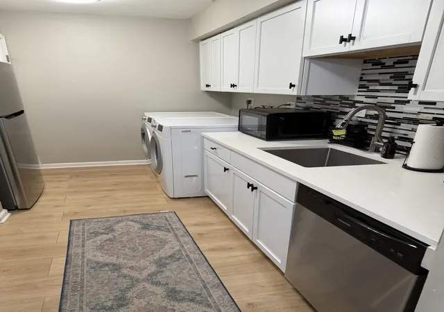 Photo 4 of Condo for sale at 1186 E Azalea Ln #20C, Palatine, IL 60074 | MLS# 12753146 | Listing updated on 2026-10-06