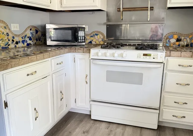 Photo 4 of Single family home for sale at 1625 Sycamore Ln, Aurora, IL 60504 | MLS# 12753151 | Listing updated on 2026-09-23