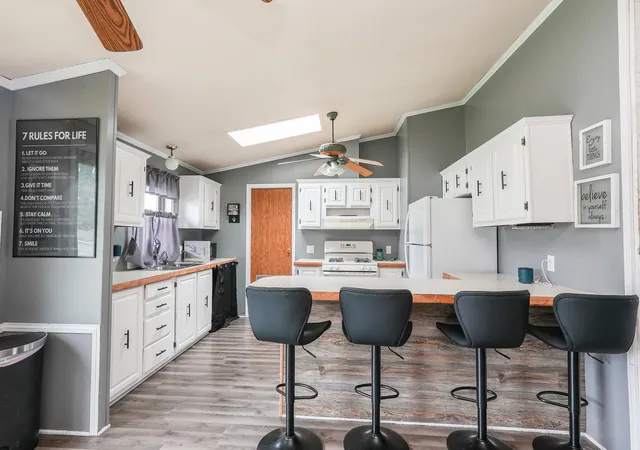 Photo 3 of Manufactured home for sale at 148 Daniel Ct, Manteno, IL 60950 | MLS# 12753153 | Listing updated on 2026-09-22