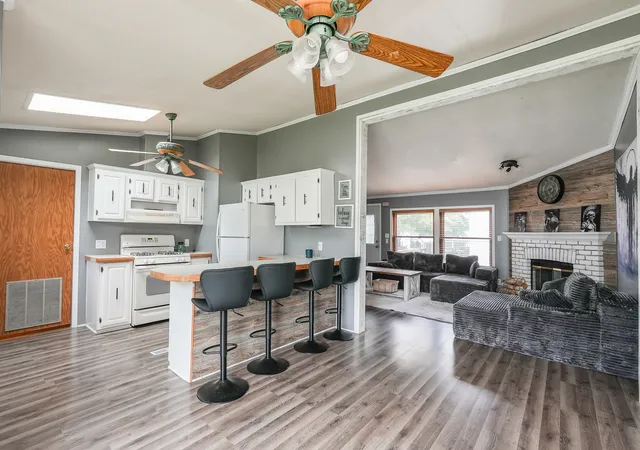 Photo 4 of Manufactured home for sale at 148 Daniel Ct, Manteno, IL 60950 | MLS# 12753153 | Listing updated on 2026-09-22