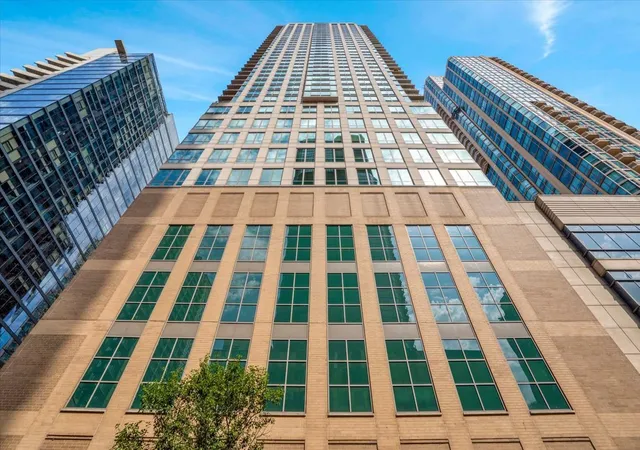 Photo 3 of Condo for sale at 2 E Erie St #2001, Chicago, IL 60611 | MLS# 12753154 | Listing updated on 2026-09-13