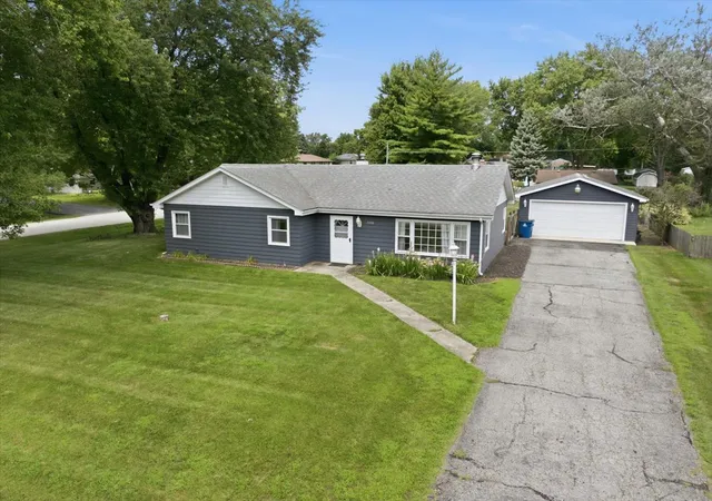 Photo 2 of Single family home for sale at 23336 W Feeney Dr, Plainfield, IL 60586 | MLS# 12753156 | Listing updated on 2026-09-19