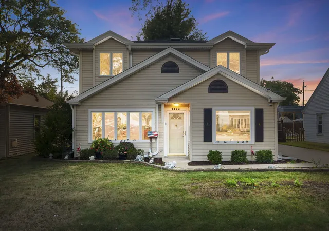 Photo 1 of Single family home for sale at 9246 S 49th Court, Oak Lawn, IL 60453 | MLS# 12753167 | Listing updated on 2026-09-15